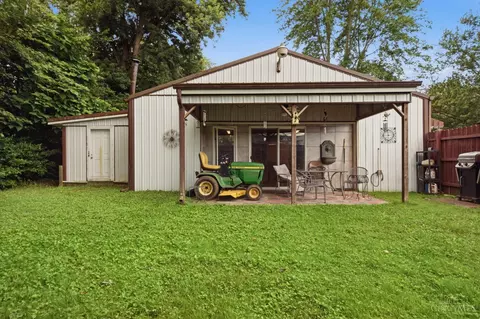 Exterior - 213 Highland Ave, Blanchester, OH 45107 photo 5 of 5