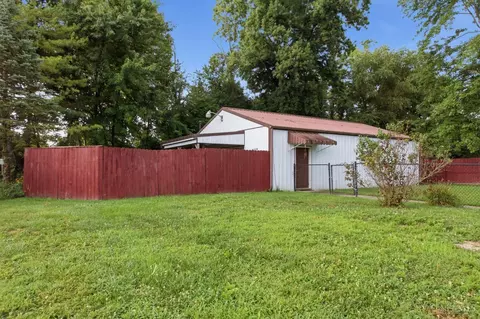 Exterior - 213 Highland Ave, Blanchester, OH 45107 photo 4 of 5