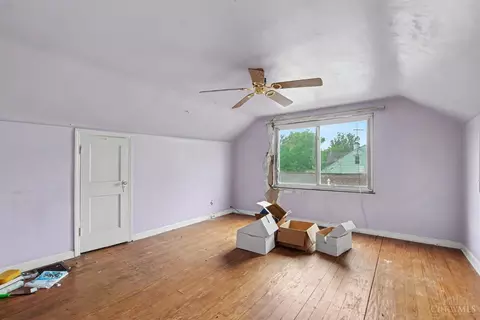 Bedroom - 8317 Lake Ave, Cincinnati, OH 45236 photo 4 of 5