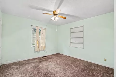 Bedroom - 8317 Lake Ave, Cincinnati, OH 45236 photo 1 of 5