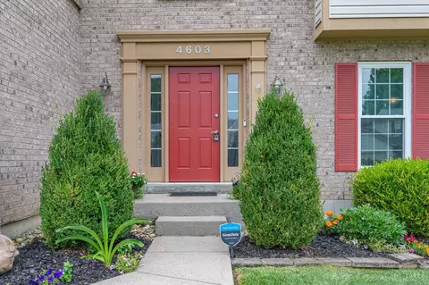 Entry Way - 4603 Allison Ln, Batavia, OH 45103 photo 1 of 7