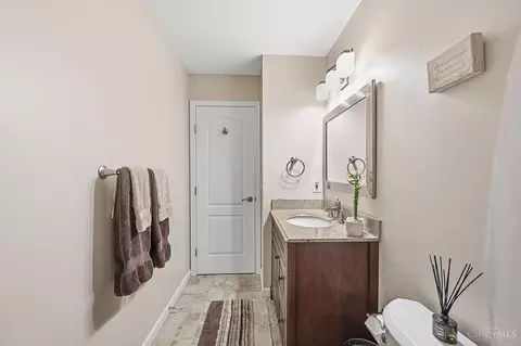 Bath - 4603 Allison Ln, Batavia, OH 45103 photo 6 of 6