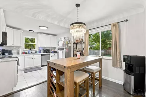 Dining - 1467 Larann Ln, Cincinnati, OH 45231 photo 1 of 3