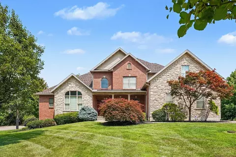 4558 Guildford Dr, West Chester, OH 45069