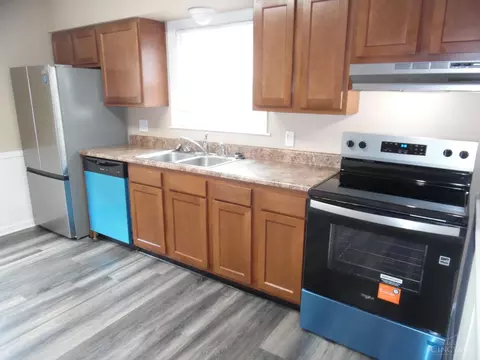 Kitchen - 1029 Laurel Ave, Hamilton, OH 45015 photo 1 of 4