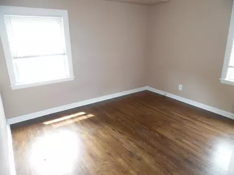 Bedroom - 1029 Laurel Ave, Hamilton, OH 45015 photo 4 of 5