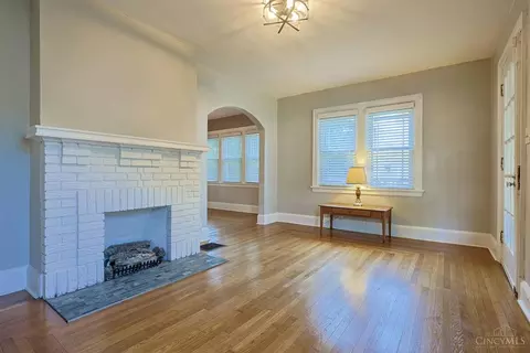 Living - 3000 Mapleleaf Ave, Cincinnati, OH 45213 photo 4 of 6