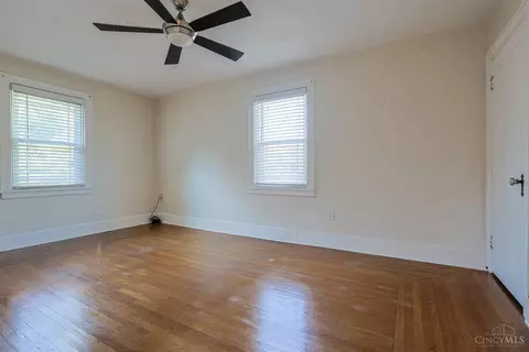 Bedroom - 3000 Mapleleaf Ave, Cincinnati, OH 45213 photo 1 of 5