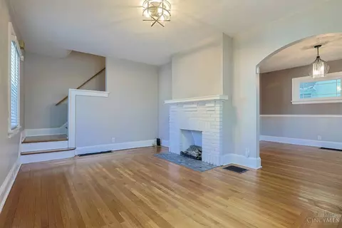 Living - 3000 Mapleleaf Ave, Cincinnati, OH 45213 photo 3 of 6