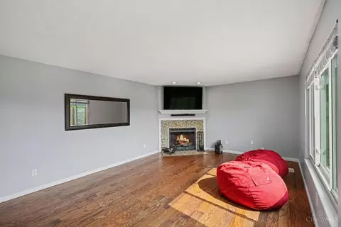Living - 2004 Crest Rd, Forest Park, OH 45240 photo 4 of 4