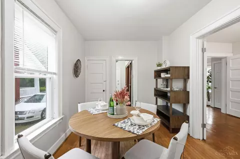 Dining - 6733 Buckingham Pl, Cincinnati, OH 45227 photo 3 of 4