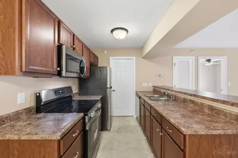 Other - 3383 Emerald Lakes Dr, Cincinnati, OH 45211 photo 7 of 17