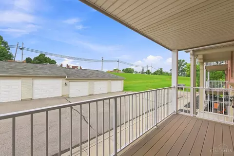 Exterior - 3383 Emerald Lakes Dr, Cincinnati, OH 45211 photo 1 of 4