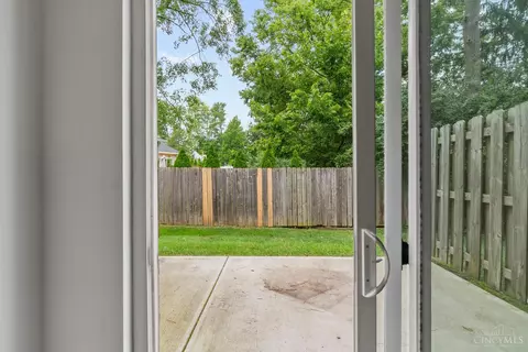 Exterior - 7752 Montgomery Rd, Cincinnati, OH 45236 photo 2 of 5