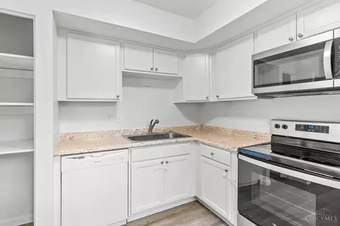 Kitchen - 7752 Montgomery Rd, Cincinnati, OH 45236 photo 2 of 3