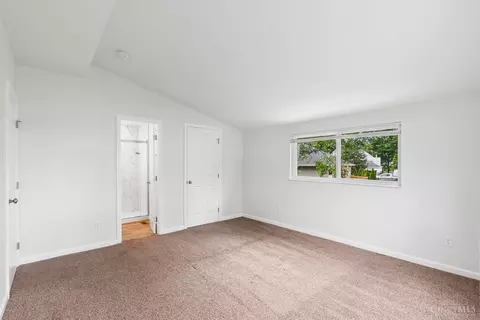 Bedroom - 7752 Montgomery Rd, Cincinnati, OH 45236 photo 4 of 8
