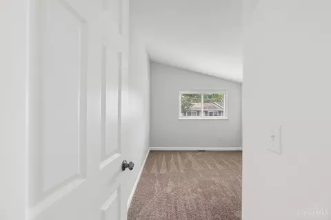 Entry Way - 7752 Montgomery Rd, Cincinnati, OH 45236 photo 10 of 12