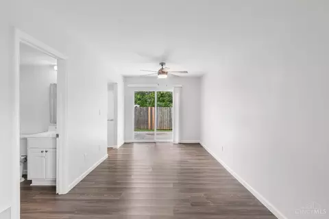 Living - 7752 Montgomery Rd, Cincinnati, OH 45236 photo 6 of 7