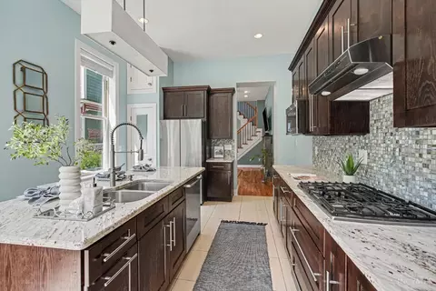 Kitchen - 2656 Bellevue Ave, Cincinnati, OH 45219 photo 4 of 4