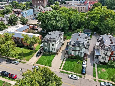 View/Area - 2656 Bellevue Ave, Cincinnati, OH 45219 photo 4 of 4