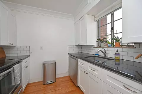 Kitchen - 3731 Center, Cincinnati, OH 45227 photo 2 of 6