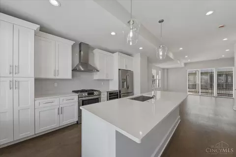 Kitchen - 3908 Edwards Rd, Cincinnati, OH 45209 photo 2 of 4