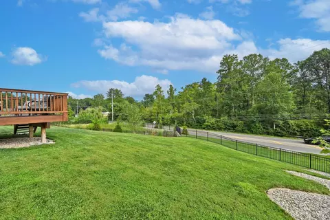 Exterior - 970 Crestpoint Ct, Cincinnati, OH 45245 photo 9 of 11