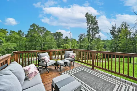 Exterior - 970 Crestpoint Ct, Cincinnati, OH 45245 photo 6 of 11