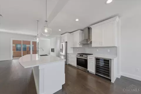 Kitchen - 3912 Edwards Rd, Cincinnati, OH 45209 photo 1 of 3