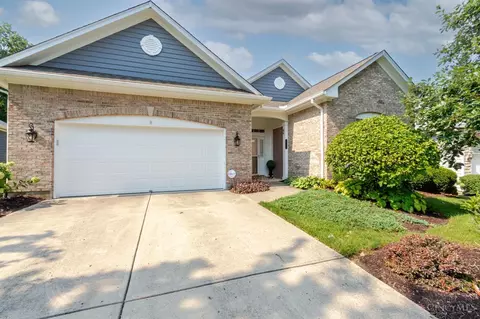 621 Carrick Dr, Washington Township, OH 45458