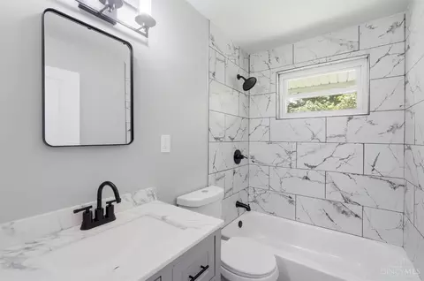 Bath - 4687 Galaxy Ln, Cincinnati, OH 45244 photo 1 of 4