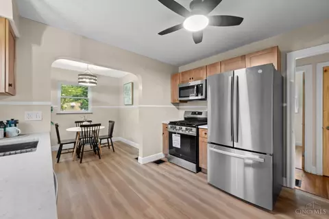 Kitchen - 6838 Roe St, Cincinnati, OH 45227 photo 2 of 5