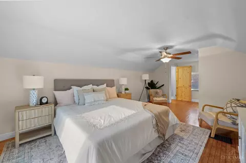 Bedroom - 6838 Roe St, Cincinnati, OH 45227 photo 6 of 7