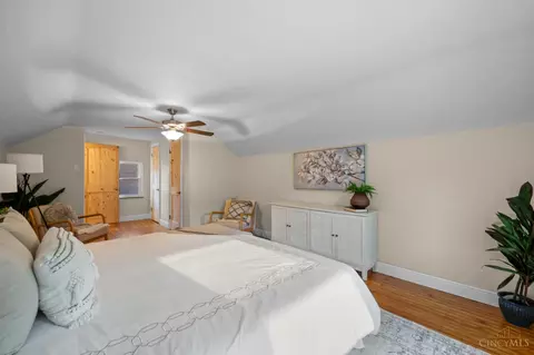 Bedroom - 6838 Roe St, Cincinnati, OH 45227 photo 7 of 7
