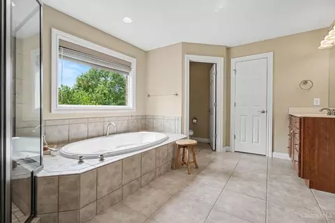 Bath - 6311 Mercers Pointe Dr, Cincinnati, OH 45244 photo 4 of 6