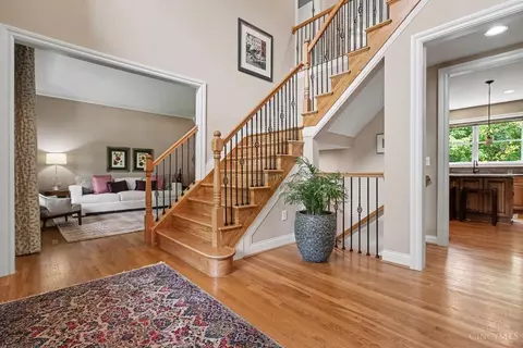 Entry Way - 6311 Mercers Pointe Dr, Cincinnati, OH 45244 photo 2 of 3