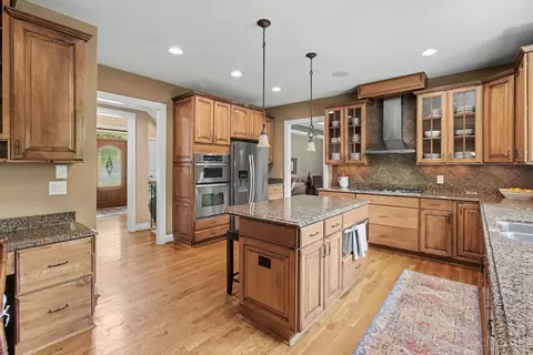 Kitchen - 6311 Mercers Pointe Dr, Cincinnati, OH 45244 photo 1 of 4