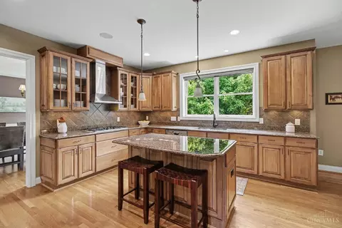 Kitchen - 6311 Mercers Pointe Dr, Cincinnati, OH 45244 photo 2 of 4