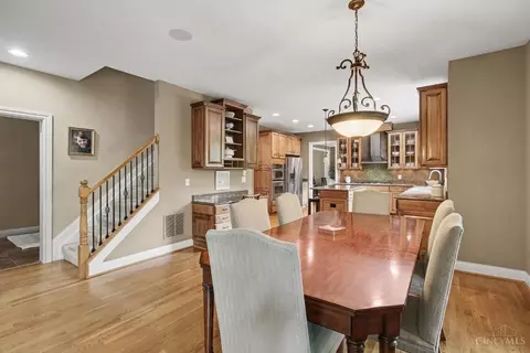 Dining - 6311 Mercers Pointe Dr, Cincinnati, OH 45244 photo 3 of 5