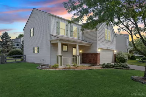 102 Lights Pointe Ct, New Richmond, OH 45157