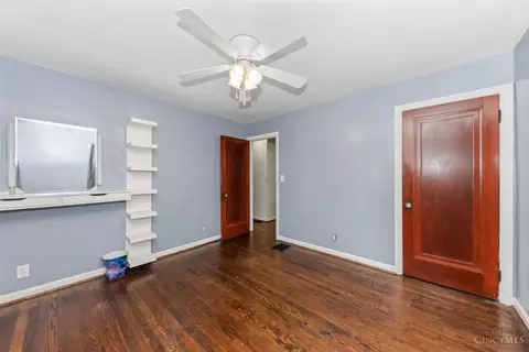 Bedroom - 1742 Ashbrook Dr, Cincinnati, OH 45238 photo 2 of 4