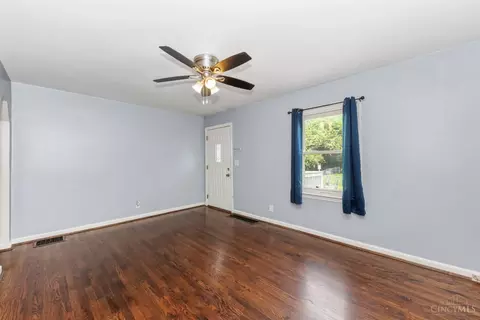Living - 1742 Ashbrook Dr, Cincinnati, OH 45238 photo 1 of 4