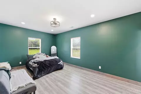 Bedroom - 2585 Moler Rd, Goshen, OH 45122 photo 7 of 8