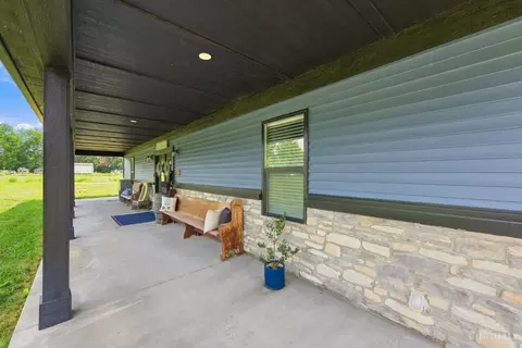 Exterior - 2585 Moler Rd, Goshen, OH 45122 photo 4 of 11