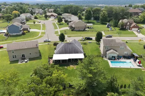 View/Area - 914 Conner Dr, Hamilton, OH 45013 photo 3 of 5