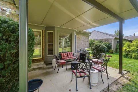 Exterior - 4139 Brandonmore Dr, Cincinnati, OH 45255 photo 2 of 6