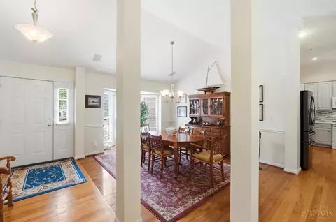 Entry Way - 4139 Brandonmore Dr, Cincinnati, OH 45255 photo 1 of 2