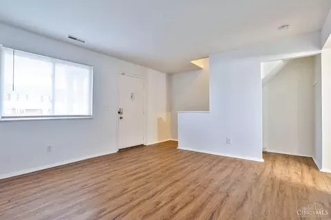 Living - 1556 Meredith Dr, Cincinnati, OH 45231 photo 1 of 2