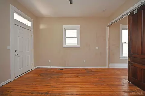 Living - 3020 Hackberry St, Cincinnati, OH 45206 photo 10 of 10