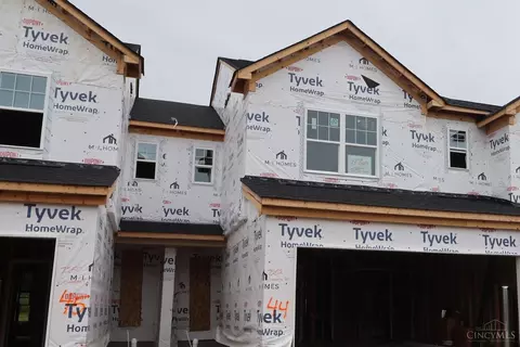 7252 Grandpoint Dr, West Chester, OH 45069